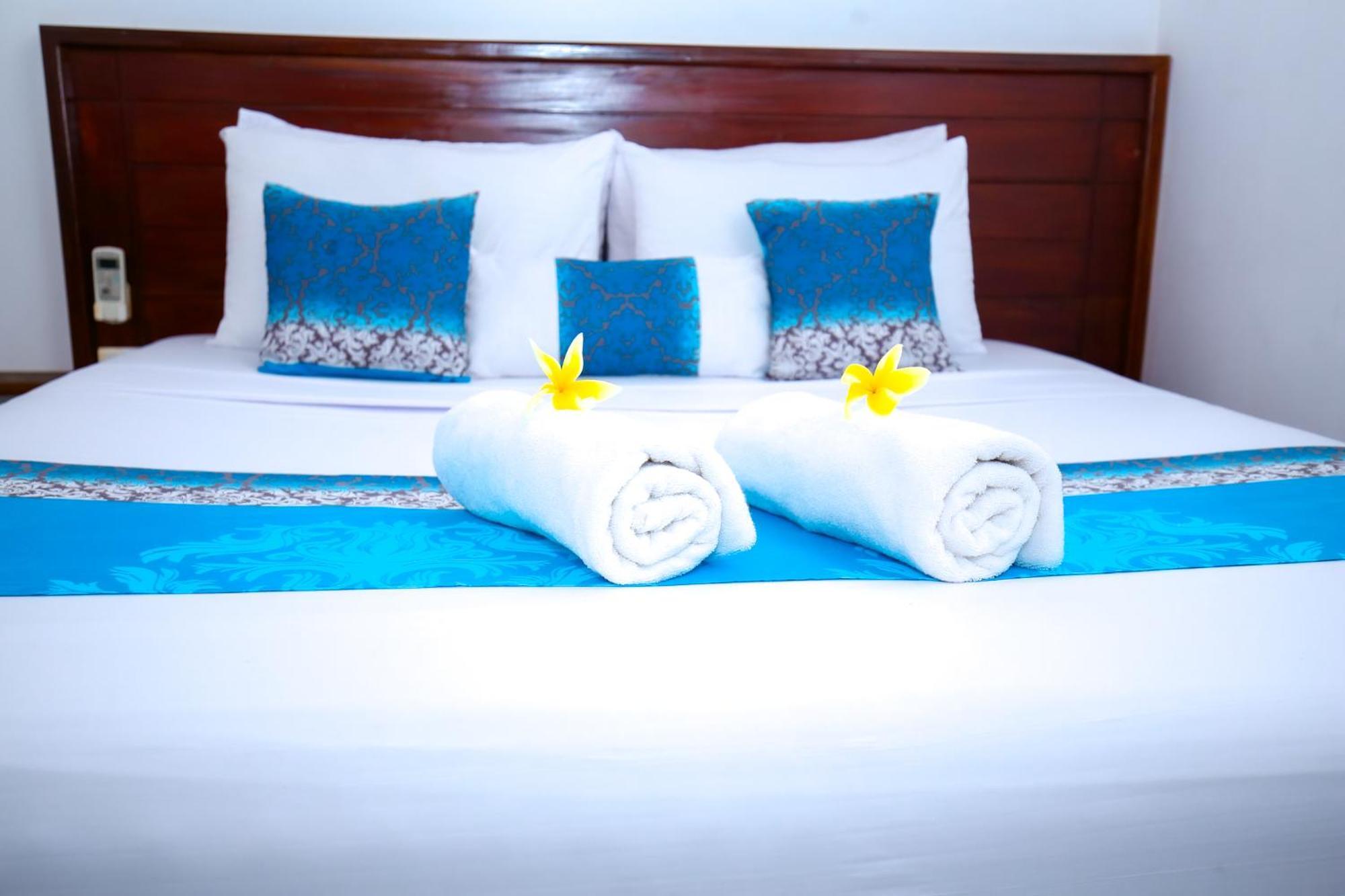 Bed and Breakfast Bali Golden à Galle Extérieur photo